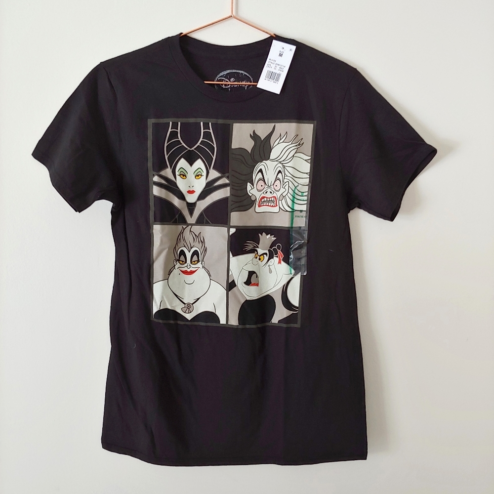 NEW Disney Villians black short sleeve tee size M